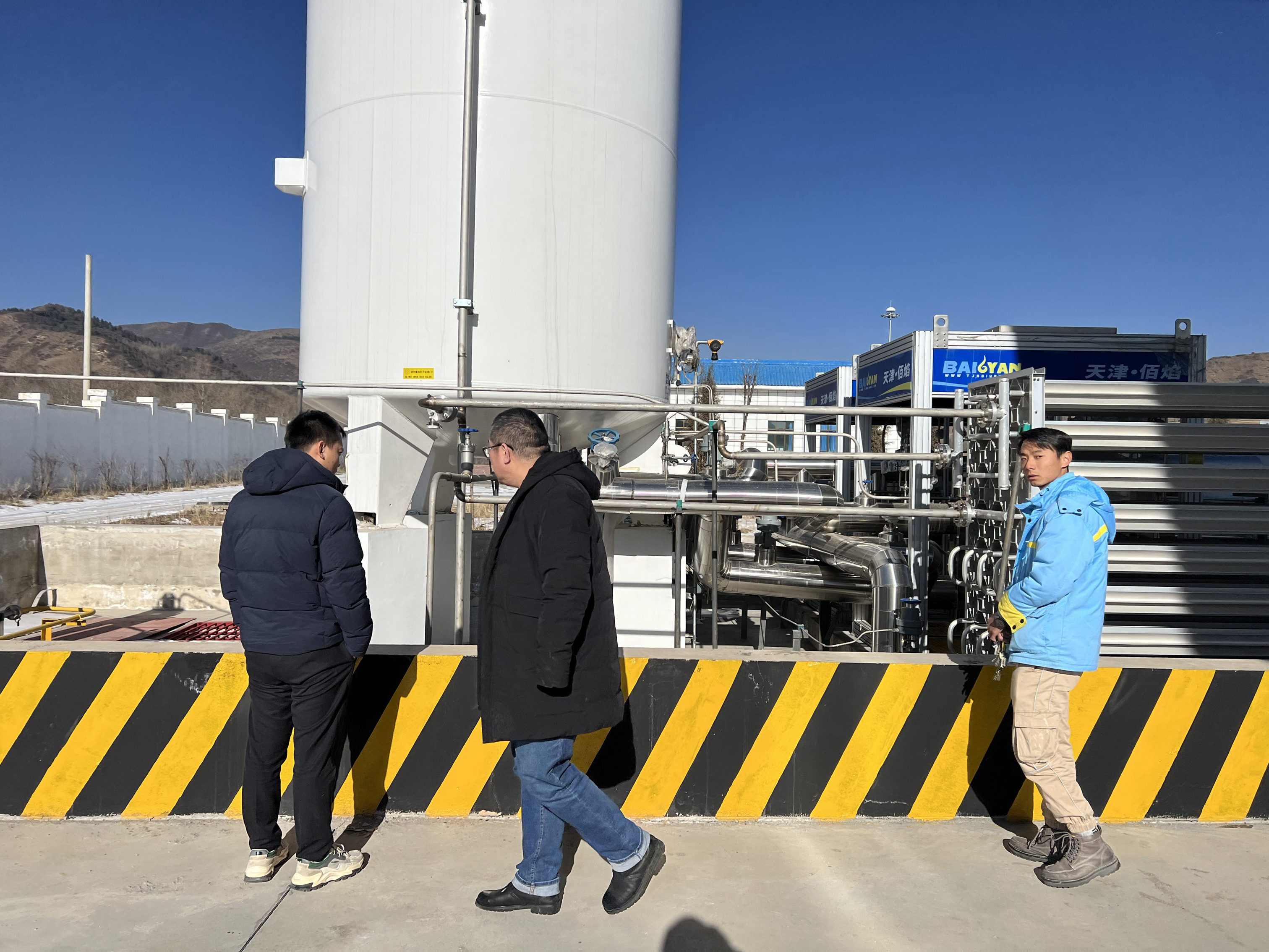 青海智驿中油能源有限公司大通圆山服务区西区合建站4.jpg 青海智驿中油能源有限公司大通圆山服务区西区合建站4.jpg